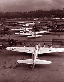 B-17s on the flight line [Boeing.com]